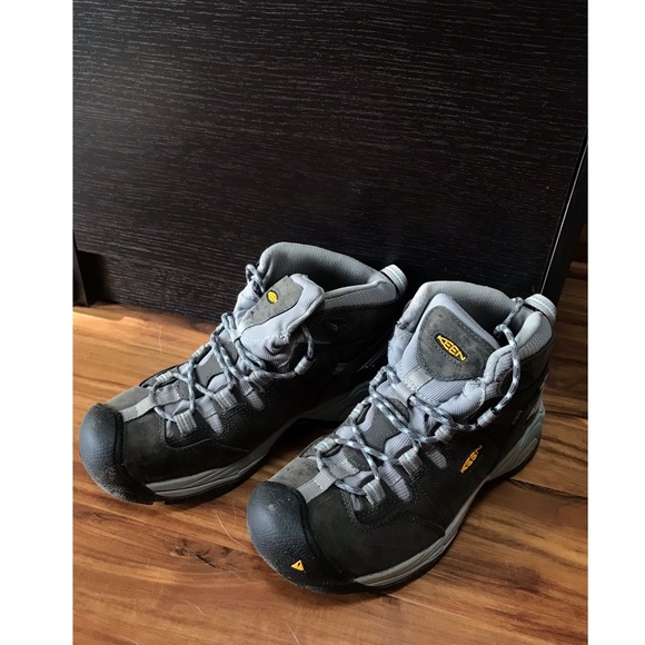 keen shoes website